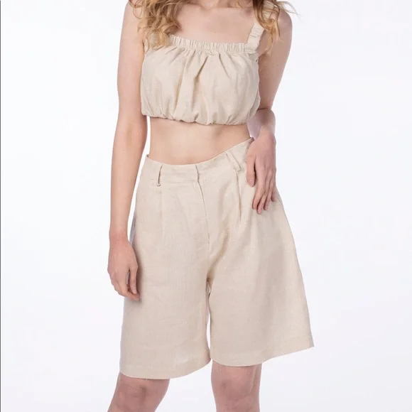 Crop Top & High Waist Shorts and Cropped Top Combo Set. Comes in S, M, and L - Picture 7 of 8